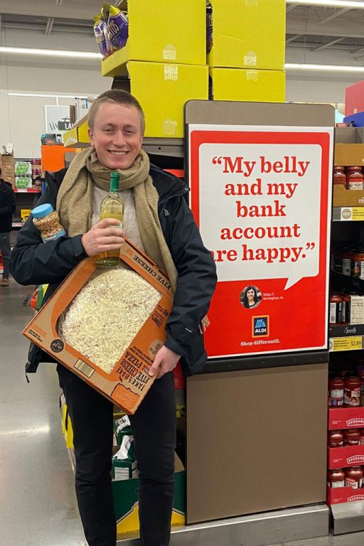 yh-aldi-virgina Ich, glücklich und mit Heimweh in einem Aldi in Virginia